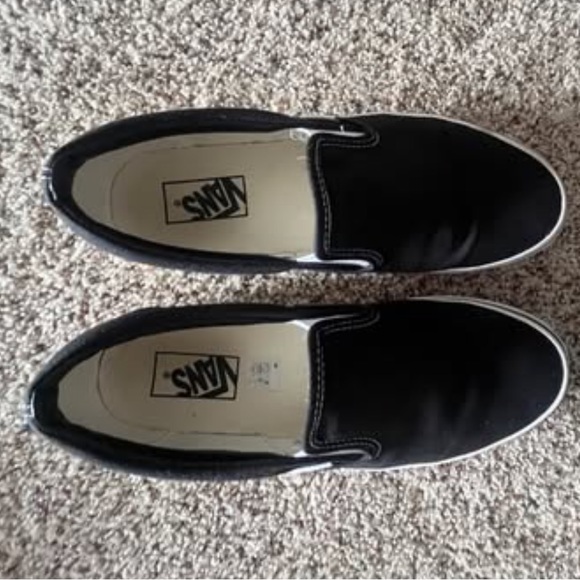 VANS Women’s 10.5 Men’s 9 SLIP ONS Black - Picture 2 of 7